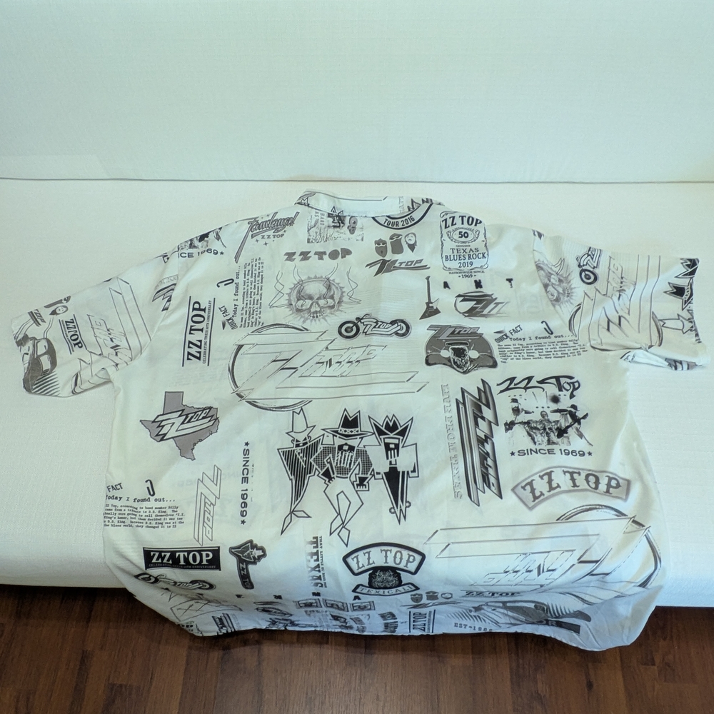 ZZ Top Graphic Print Button Down Shirt